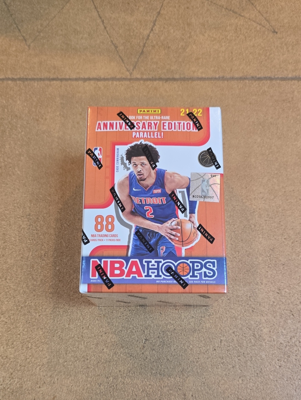 2021 -2022 Panini NBA Hoops Blaster Box 88 Cards Total (Sealed)!